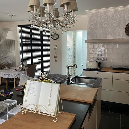 Guestsuite Lady Anna ברוז' מראה חיצוני תמונה
