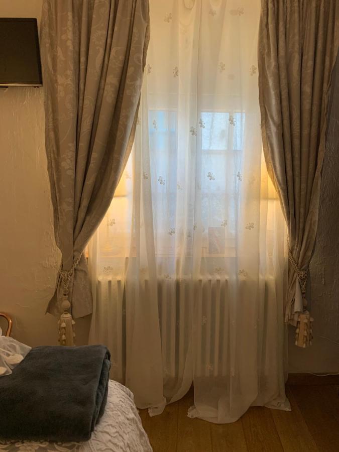 Guestsuite Lady Anna ברוז' מראה חיצוני תמונה