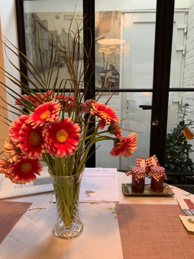 Guestsuite Lady Anna ברוז' מראה חיצוני תמונה